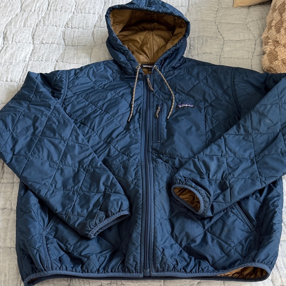 Patagonia Men's Quilted Jacket - Navy Blue